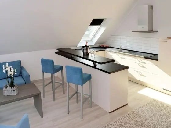 Süit, Balkon