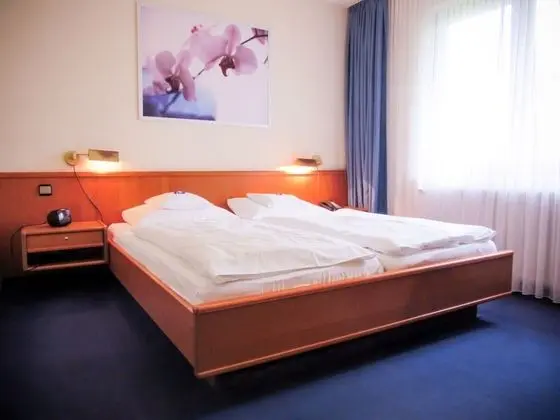 Tek Büyük Yataklı Oda, 1 Çift Kişilik Yatak, Sigara İçilmez