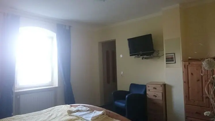 Tek Büyük Yataklı Oda