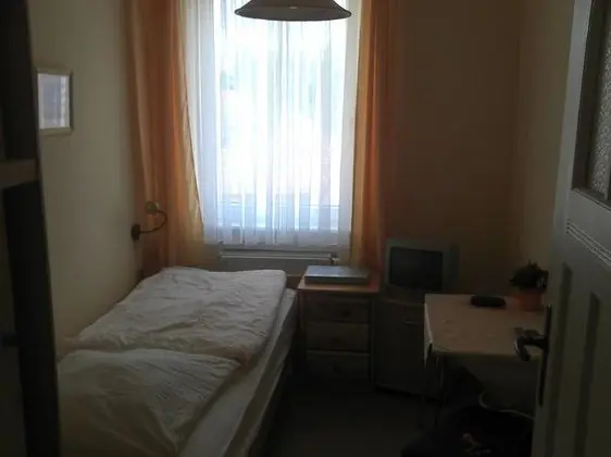 Tek Kişilik Oda