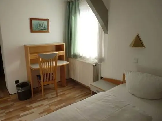 Tek Kişilik Oda