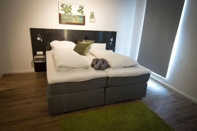 Tek Büyük Yataklı Oda