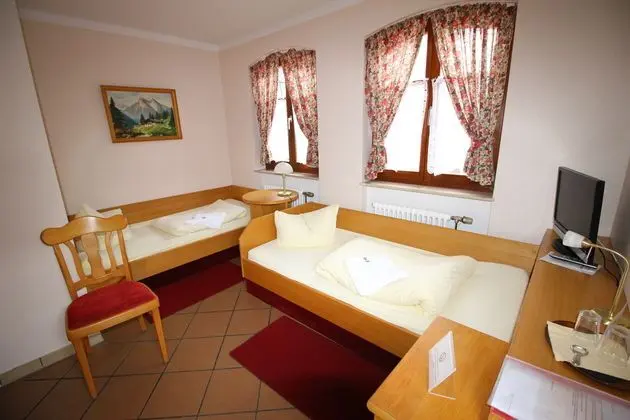 1 Çift Kişilik Veya 2 Tek Kişilik Yatak Standard