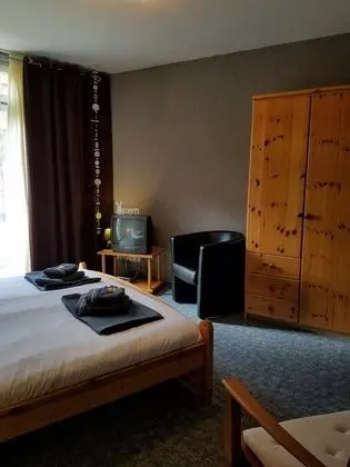 Tek Büyük Yataklı Oda