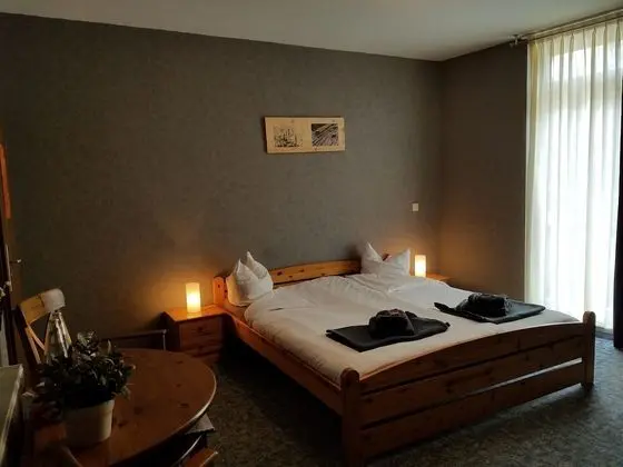 Tek Büyük Yataklı Oda