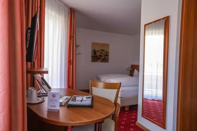 Superior Tek Büyük Yataklı Oda, 1 Büyük (Queen) Boy Yatak