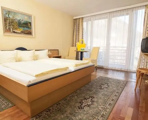 Tek Büyük Yataklı Oda, Balkon
