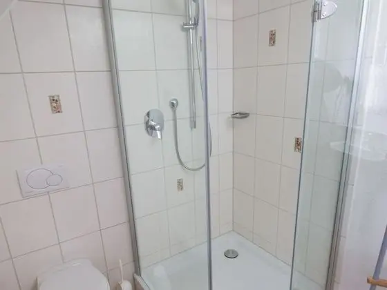 Standard Apart Daire, Banyolu/Duşlu