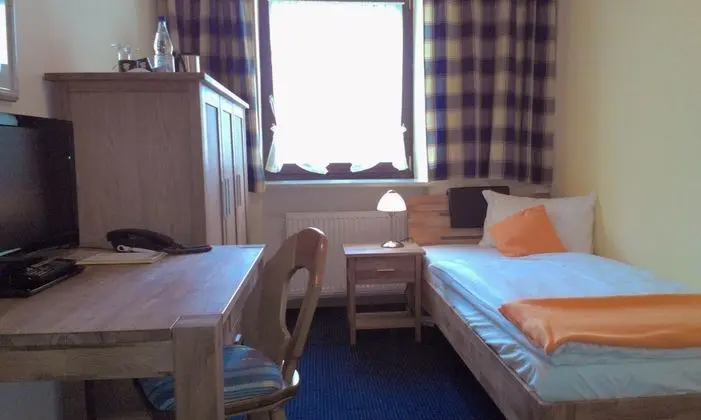 Basic Tek Kişilik Oda, 1 Tek Kişilik Yatak