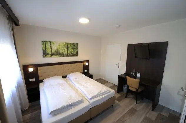 Tek Büyük veya İki Ayrı Yataklı Oda