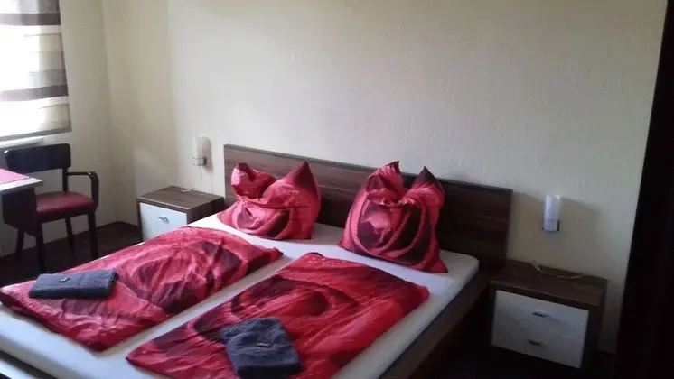 Tek Büyük Yataklı Oda