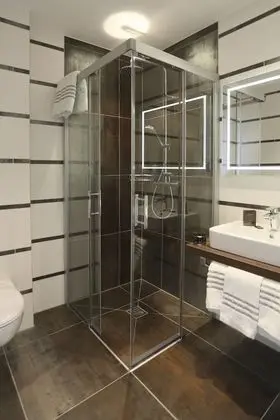 Comfort Tek Büyük veya İki Ayrı Yataklı Oda, 1 En Büyük (King) Boy Yatak