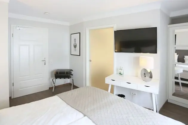 Superior Tek Büyük veya İki Ayrı Yataklı Oda