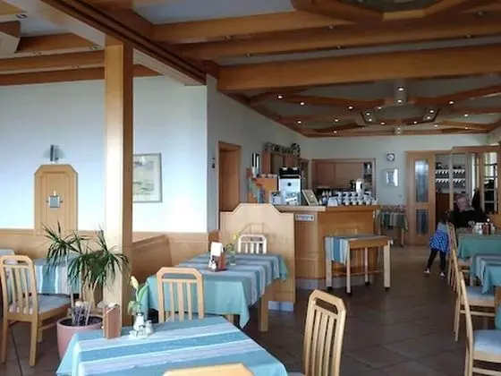 Basic Tek Büyük Yataklı Oda