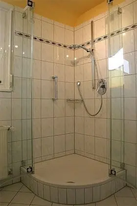 Classic Tek Büyük Yataklı Oda