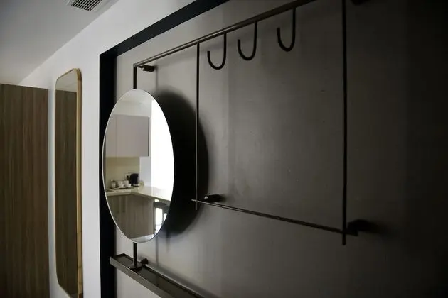 Deluxe Suite (Deco Suite)