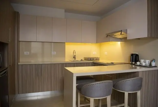 Deluxe Suite (Deco Suite)