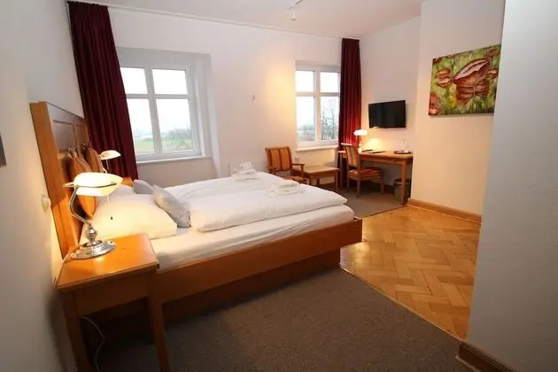 Tek Büyük Yataklı Oda