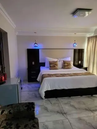 Executive Tek Büyük Yataklı Oda