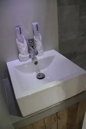 Oda, Balkon, Denize Sıfır