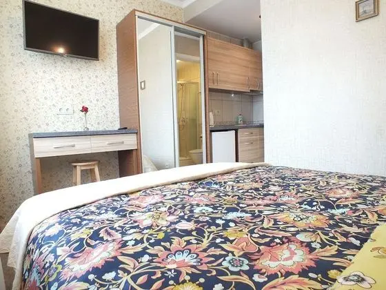Stüdyo, Küçük Mutfak