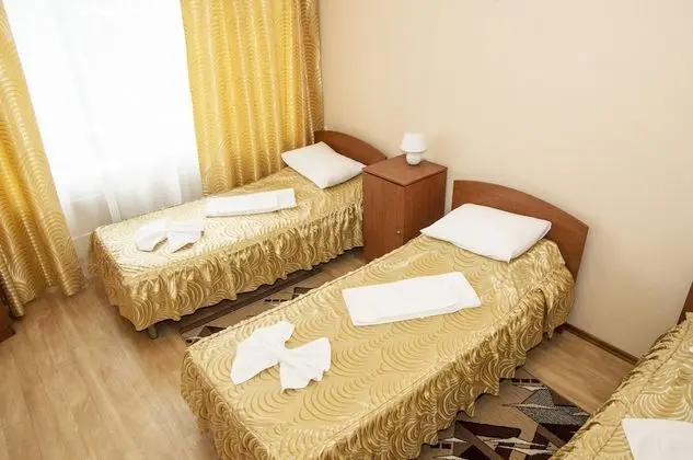 Üç Kişilik Oda
