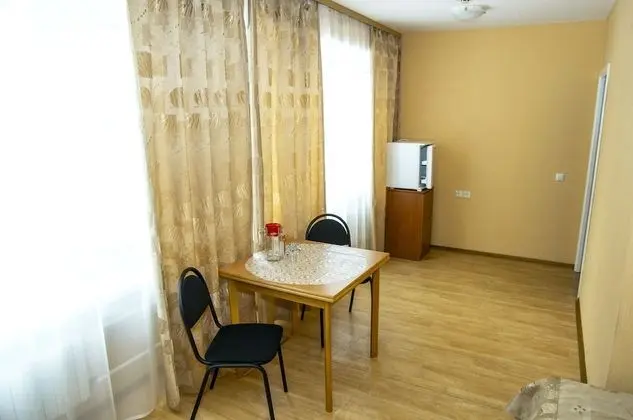 Üç Kişilik Oda