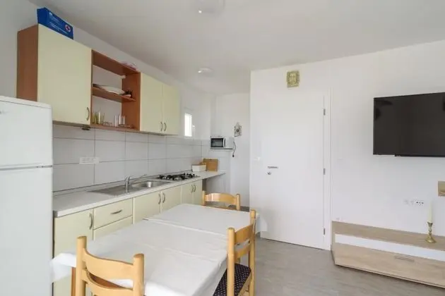 Apart Daire (Zvon - 10 m from sea - A1(4+1))