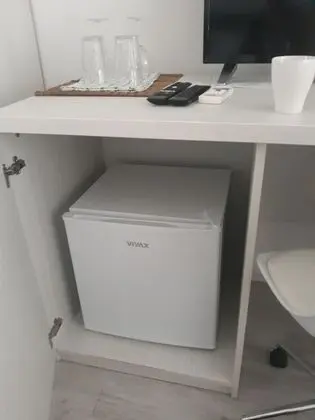 Luxury Tek Büyük Yataklı Oda, 1 En Büyük (King) Boy Yatak, Balkon, Deniz Manzaralı (5)