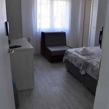 Luxury Tek Büyük Yataklı Oda, 1 En Büyük (King) Boy Yatak, Sigara İçilmez, Avlu Manzaralı (4)