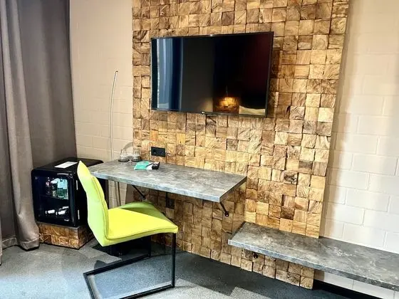 Basic Tek Büyük Yataklı Oda