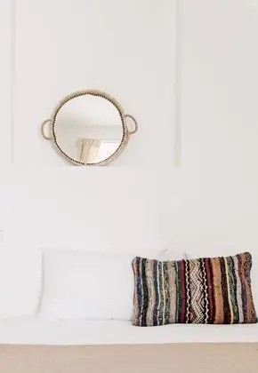 Junior Tek Büyük veya İki Ayrı Yataklı Oda