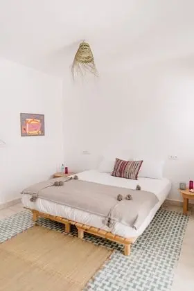 Junior Tek Büyük Yataklı Oda