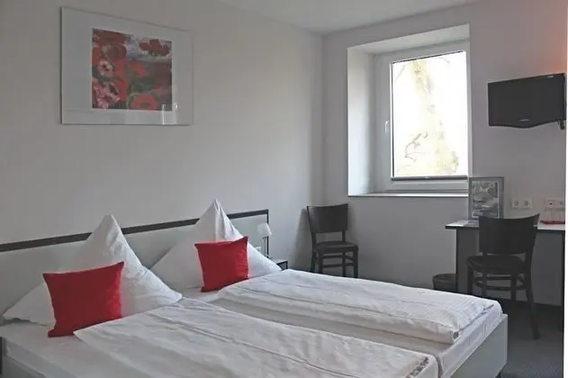 Standard Tek Büyük Yataklı Oda (Souterrain)