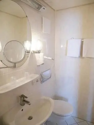 Classic Tek Büyük Yataklı Oda