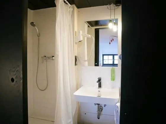 Classic Tek Büyük Yataklı Oda