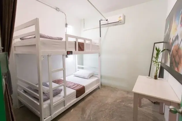 2 Bed Private Room