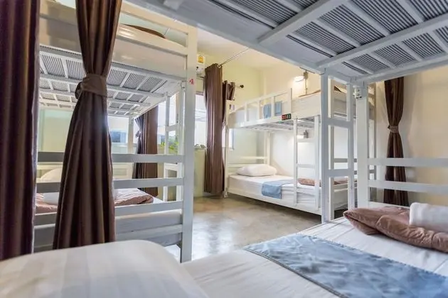 6 Bed Family Room