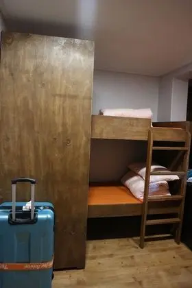 Ortak Ranzalı Oda, Karma Ranzalı Oda, Özel Banyo (6 people / Foreigner Only)