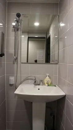 Ortak Ranzalı Oda, Sadece kadınlar için, Özel Banyo (6 people / Foreigner Only)